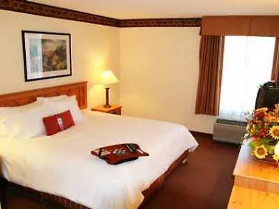 Hampton Phoenix/anthem Hotel 3*
